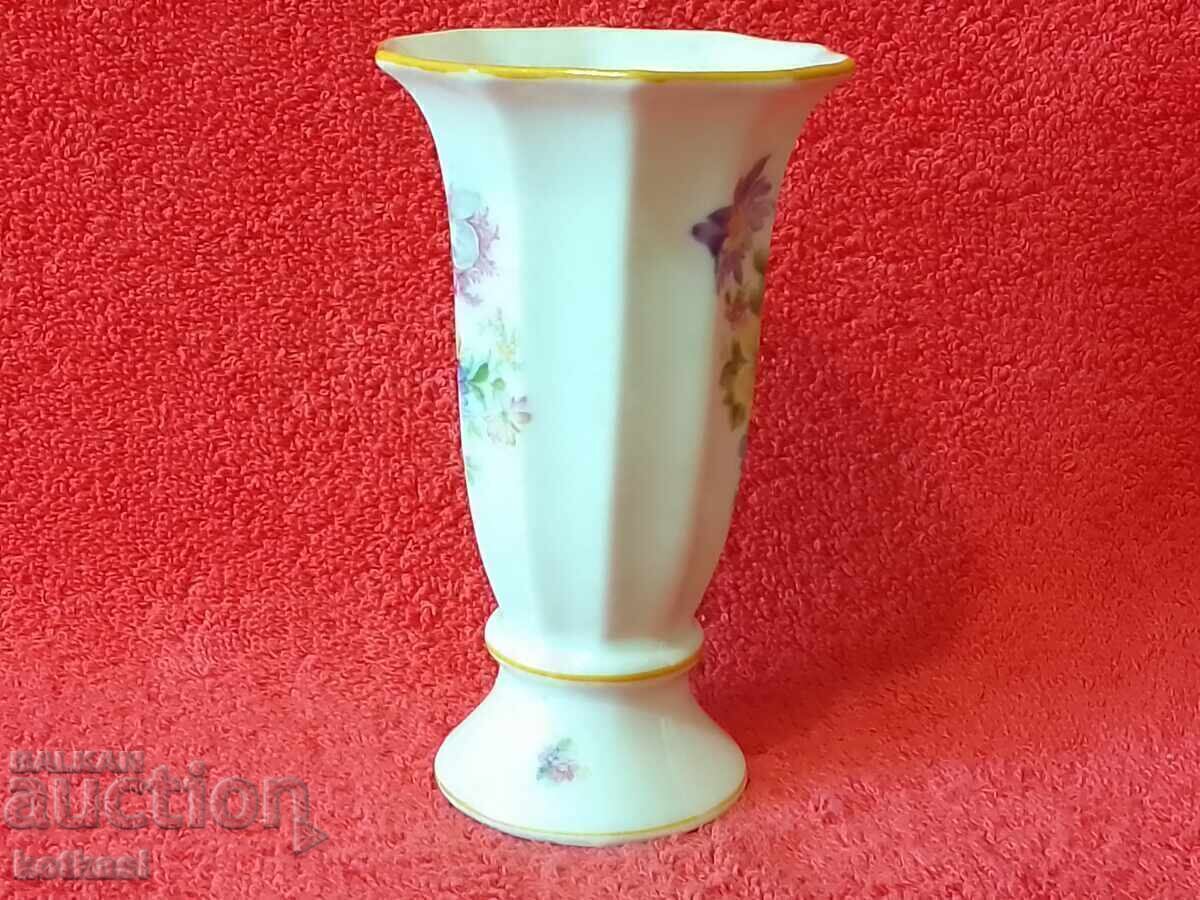 Delivery of Old porcelain vase Germany flowers JLMENAU 1939