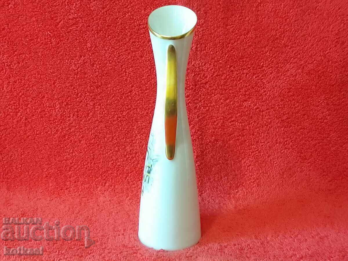 Auction Old porcelain vase Hutschenreuther houses city gilding Auction Old porcelain vase Hutschenreuther houses city gilding