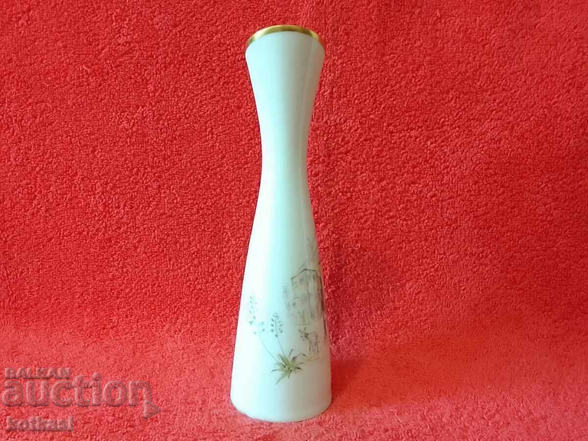 Old porcelain vase Hutschenreuther houses city gilding Old porcelain vase Hutschenreuther houses city gilding