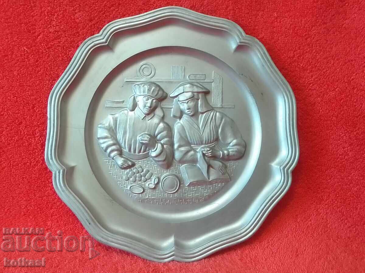 Μεταλλική πλάκα θωρακισμένη Γερμανία Ανδρικά Σήματα Κολλεγίου