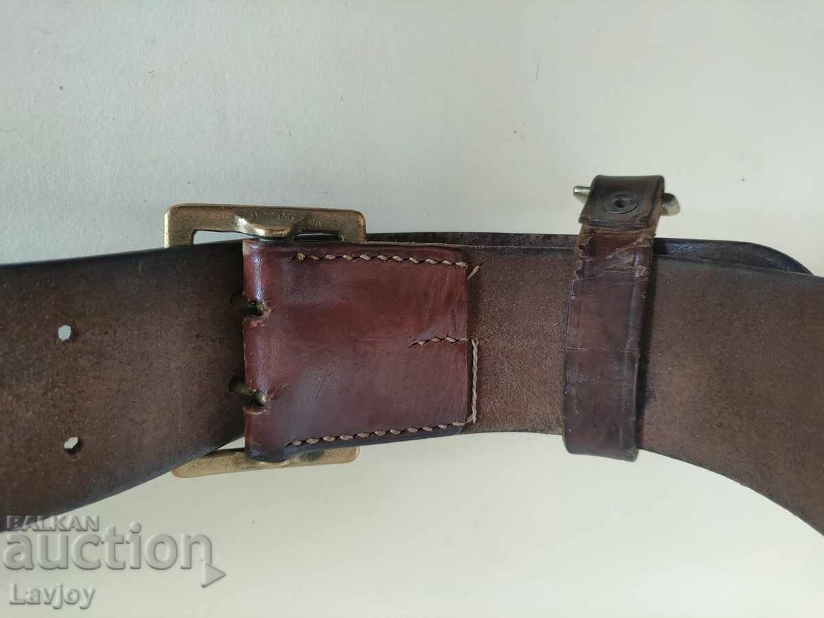 Livrarea Centura militară veche de ofițer din Primul și Al Doilea Război Mondial Livrarea Centura militară veche de ofițer din Primul și Al Doilea Război Mondial