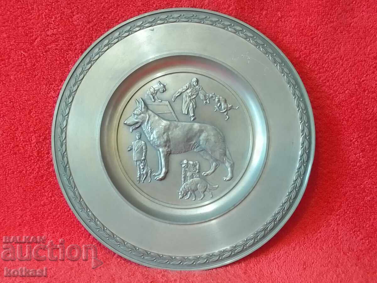 Metal wall plate Dog German Shepherd markings Metal wall plate Dog German Shepherd markings