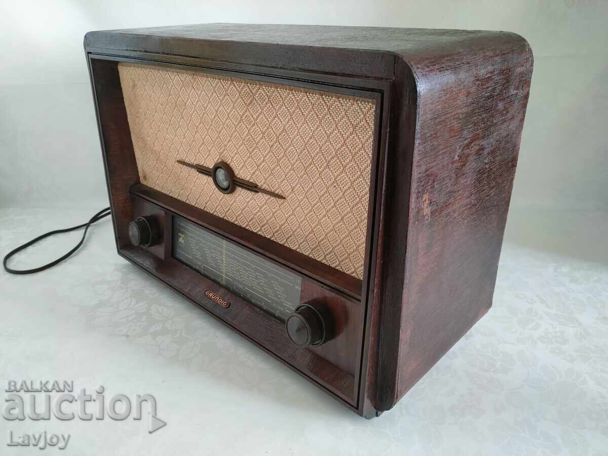 Big old Grundig 238 W radio - 5 Big old Grundig 238 W radio - 5