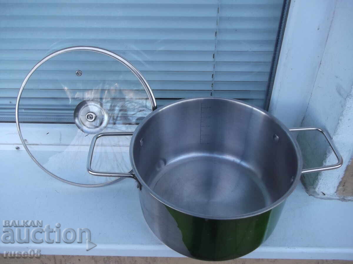 Auction "lamart" saucepan with glass lid Auction "lamart" saucepan with glass lid