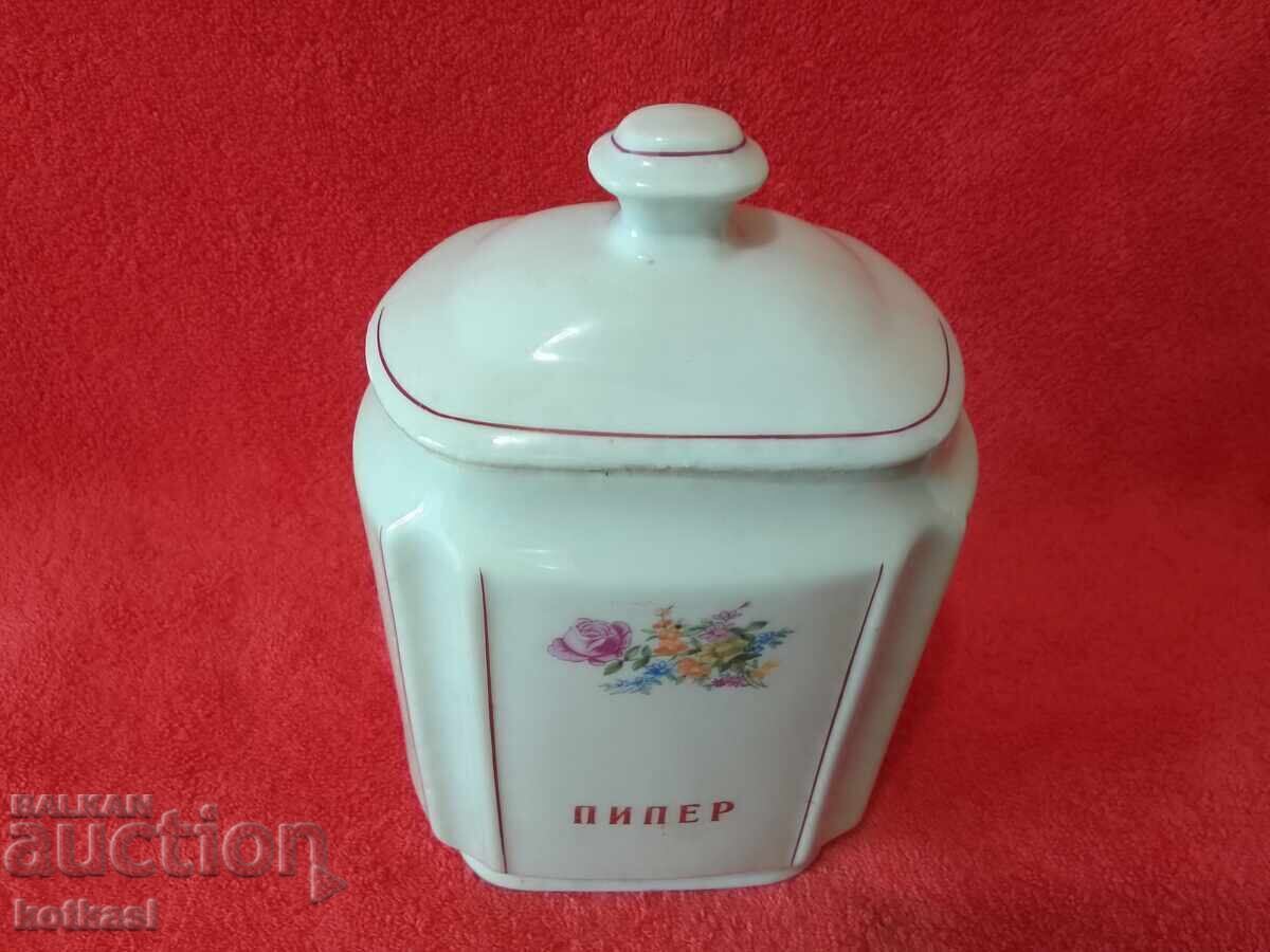 Παλιό βουλγαρικό πορσελάνινο βάζο με καπάκι για πιπέρι - 7 Παλιό βουλγαρικό πορσελάνινο βάζο με καπάκι για πιπέρι - 7