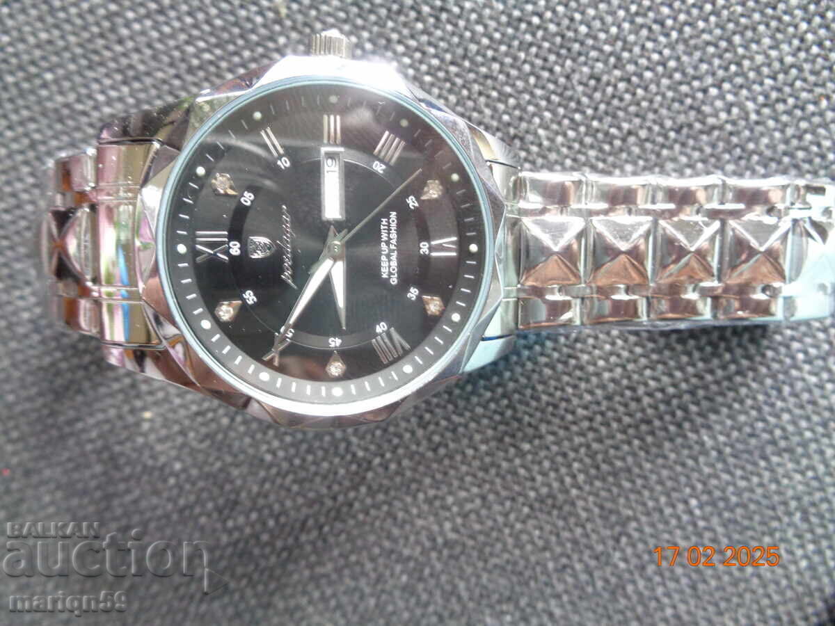 Luxury Men's Wristwatch Waterproof Beauty with price 32.00 BGN | € 16.36 Luxury Men's Wristwatch Waterproof Beauty with price 32.00 BGN | € 16.36