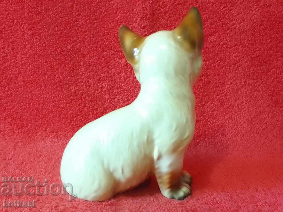 Аукцион Стара порцеланова фигура на Котка