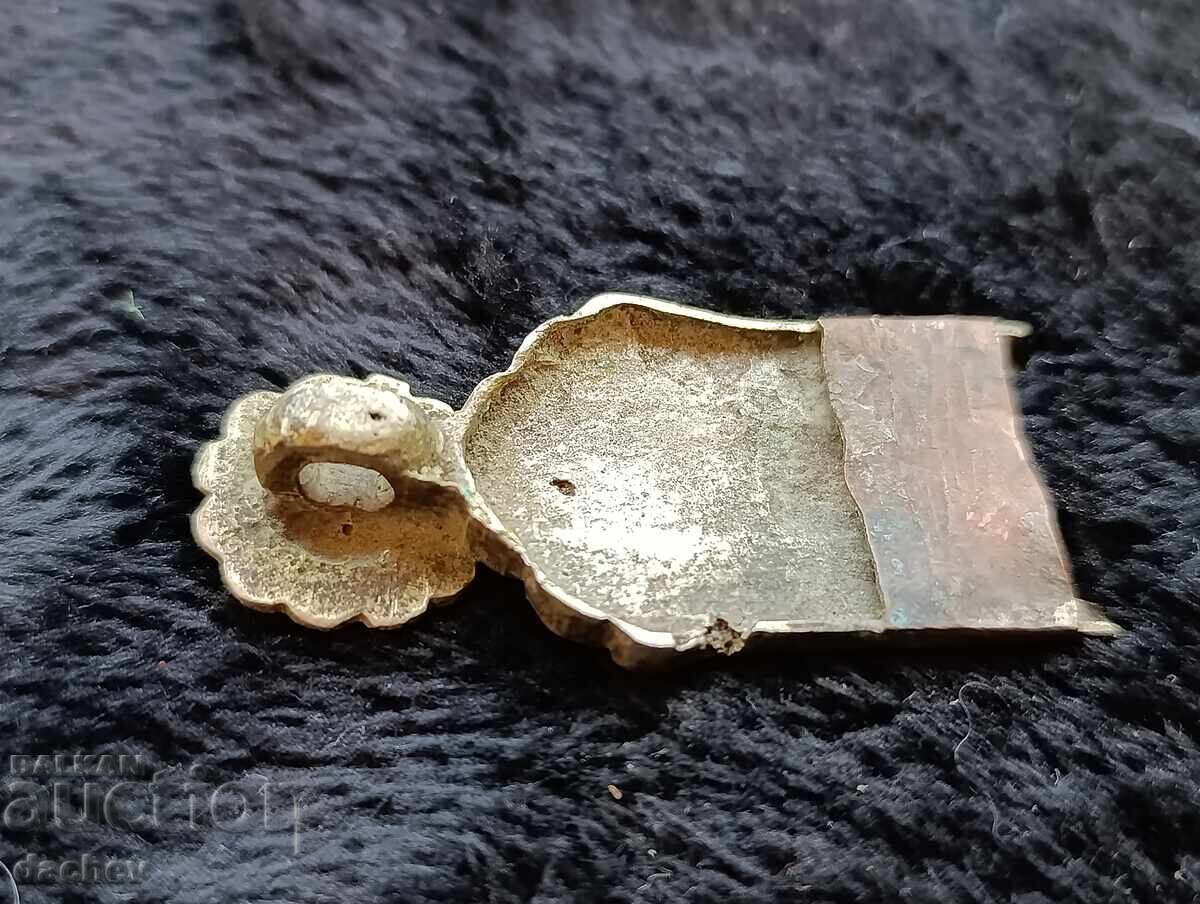 Auction Renaissance Silver Half Buckle Belt Costume 19th Century Auction Renaissance Silver Half Buckle Belt Costume 19th Century