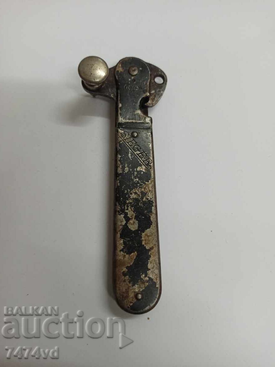 OLD MILITARY SIEGER WINE OPENER OLD MILITARY SIEGER WINE OPENER