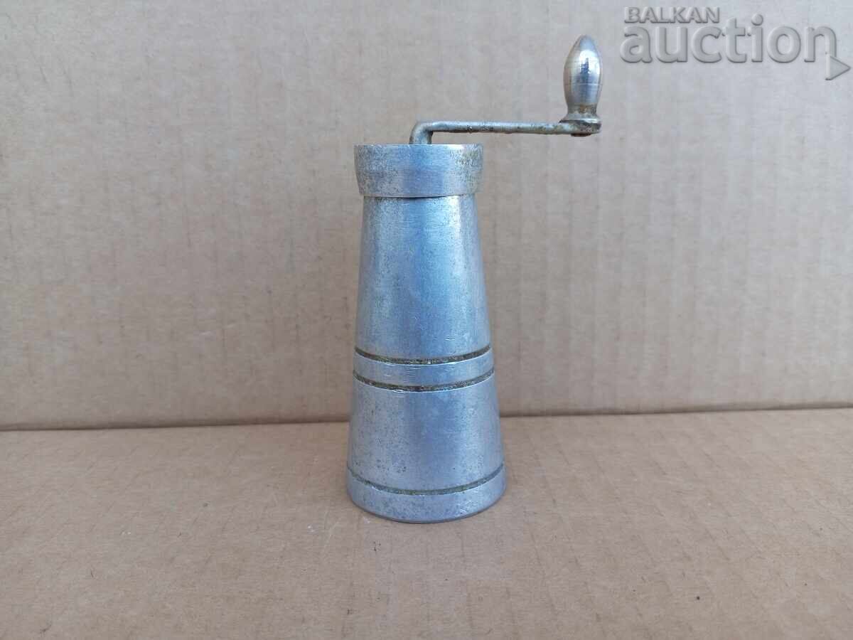 Παλιός μύλος πιπεριάς αλουμινίου, μύλος, NRB Παλιός μύλος πιπεριάς αλουμινίου, μύλος, NRB