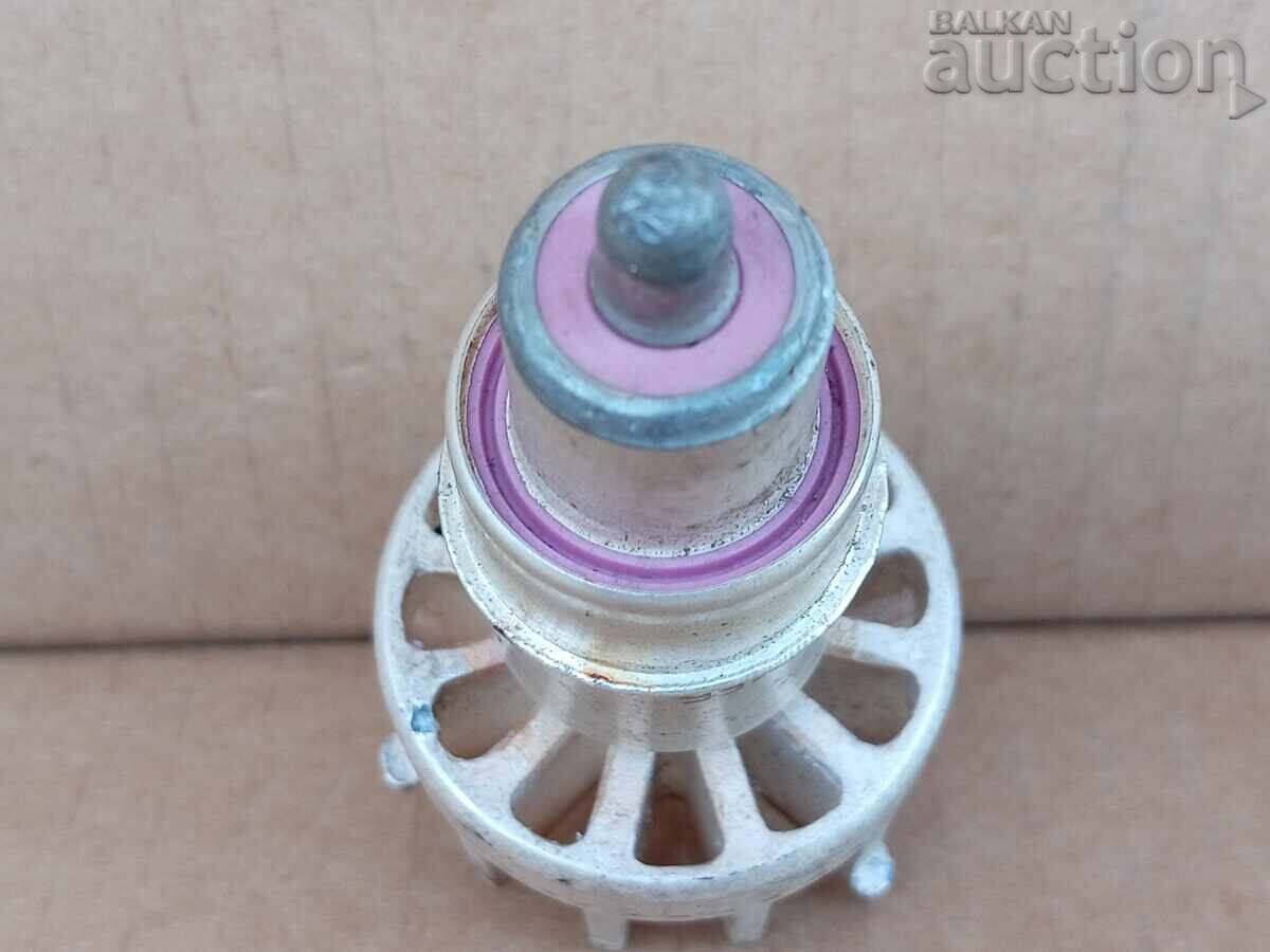 Delivery of Radio lamp radio station USSR military production Delivery of Radio lamp radio station USSR military production