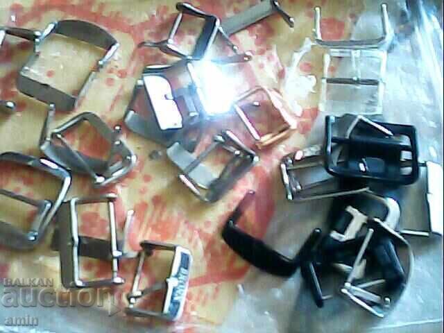 Lot of electricity for 4 watches Lot of electricity for 4 watches