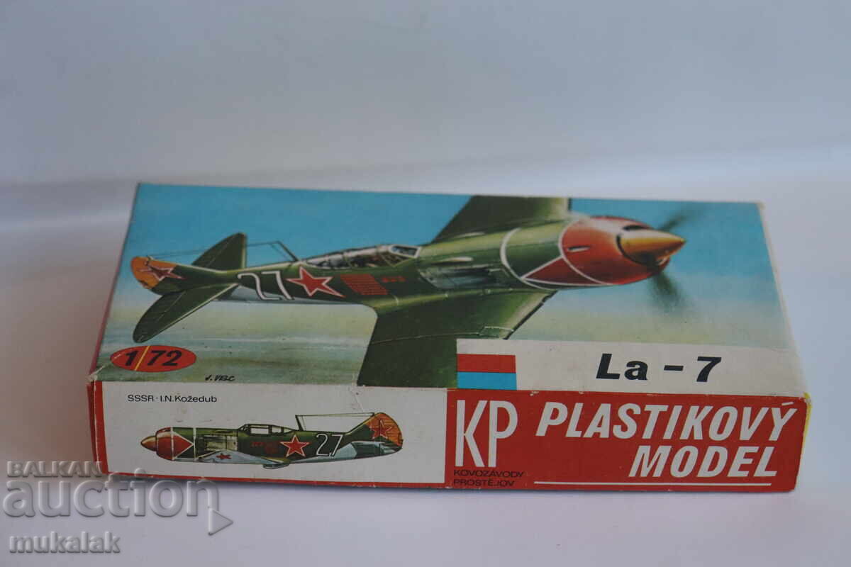 Delivery of 1:72 LA - 7 FIGHTER PLANE RETRO MODEL FOR ASSEMBLY Delivery of 1:72 LA - 7 FIGHTER PLANE RETRO MODEL FOR ASSEMBLY