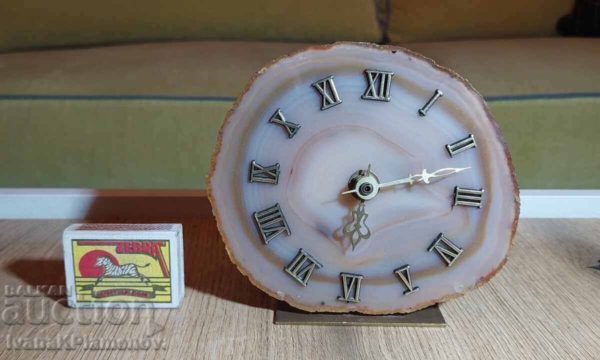 Часовник от естествен минерал кварцов - 6 Часовник от естествен минерал кварцов - 6