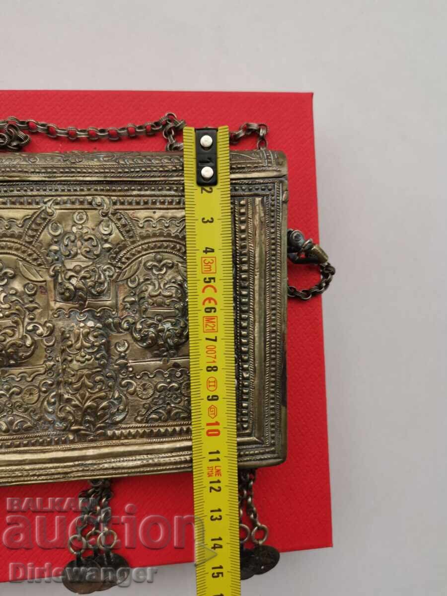 Delivery of SILVER QUR'AN BOX Delivery of SILVER QUR'AN BOX