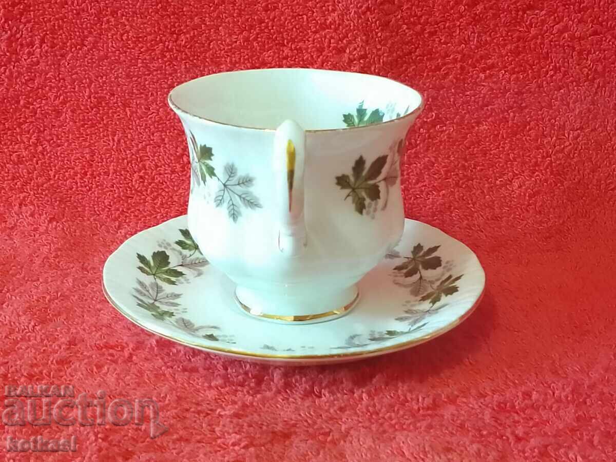 Auction  Old porcelain double set cup plate gilding ROYAL ENGLAND