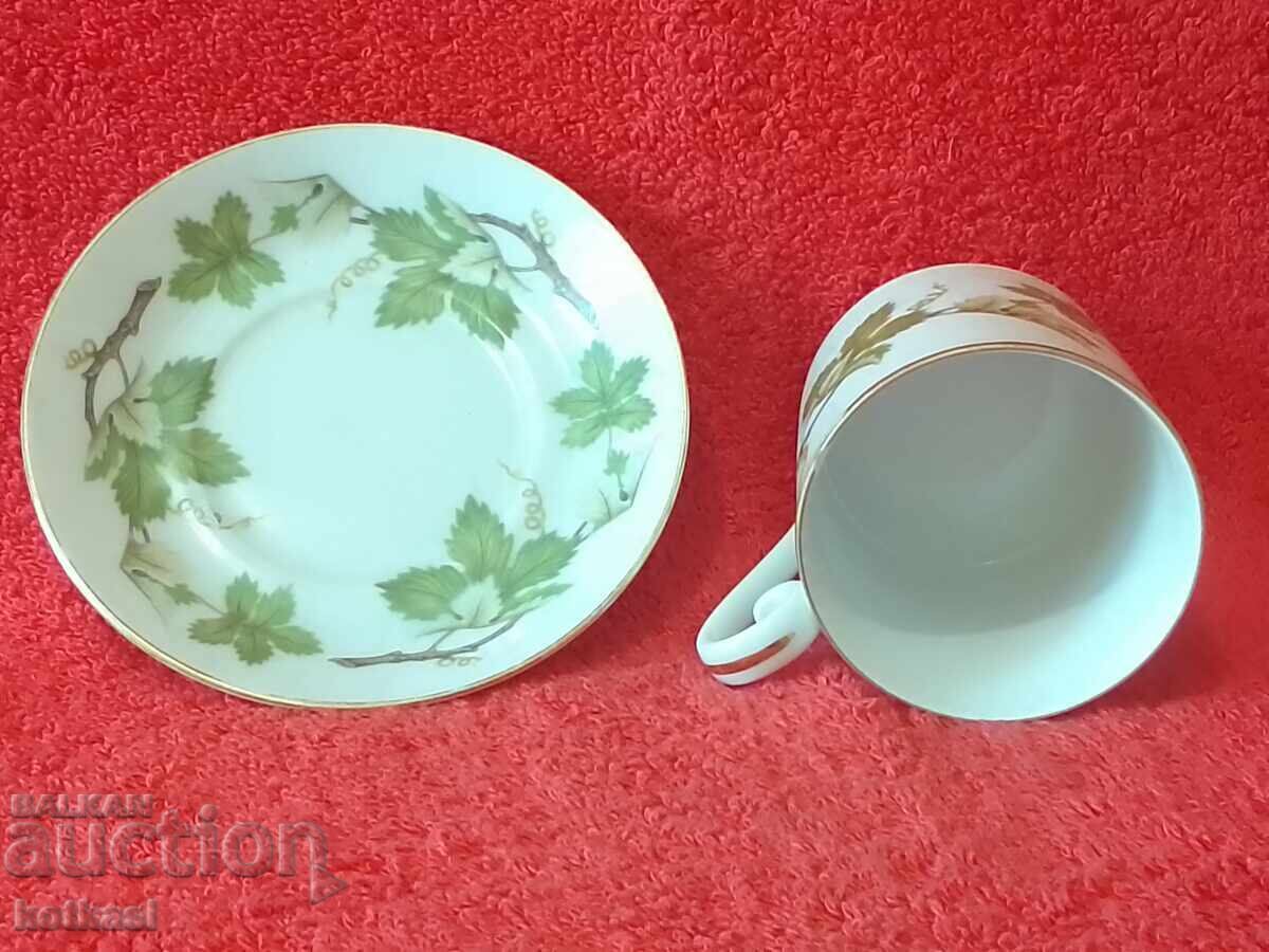 Delivery of Old porcelain double set cup plate gilding TIRSCHENREUTH Delivery of Old porcelain double set cup plate gilding TIRSCHENREUTH