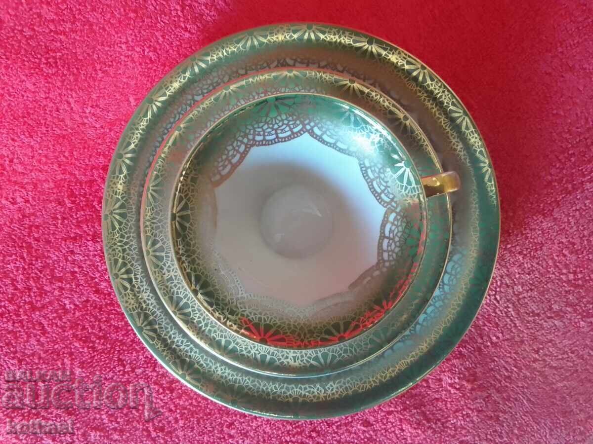 Παλιό τριπλό σετ πορσελάνινο κύπελλο, 2 πιάτα, επίχρυσο - 6 Παλιό τριπλό σετ πορσελάνινο κύπελλο, 2 πιάτα, επίχρυσο - 6