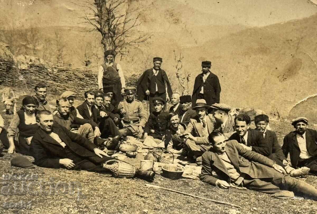 Men Women Military ASSEMBLY