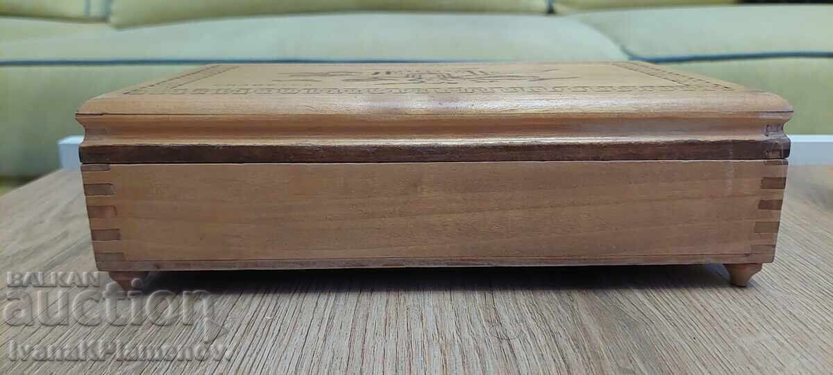 Delivery of Wooden box Delivery of Wooden box