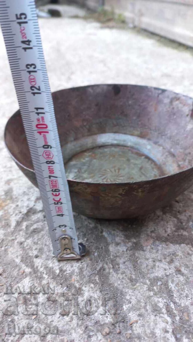 Delivery of OLD COPPER PANS TASS SAUCE CUP COPPER