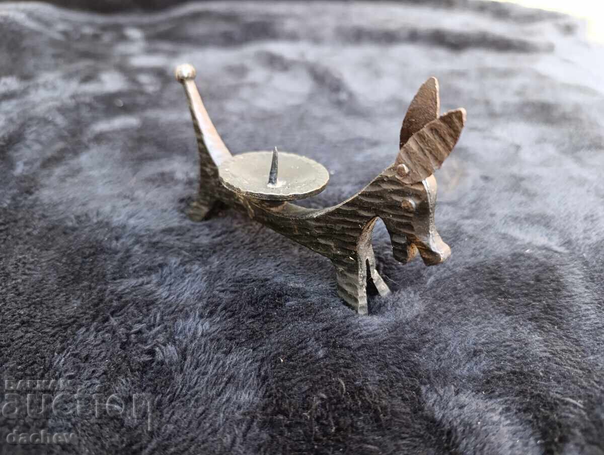 παλιό αντικέ μικρό λαμπάκι από σφυρήλατο σίδερο MAGARENZ με τιμή € 15.00 | 29.34 BGN παλιό αντικέ μικρό λαμπάκι από σφυρήλατο σίδερο MAGARENZ με τιμή € 15.00 | 29.34 BGN