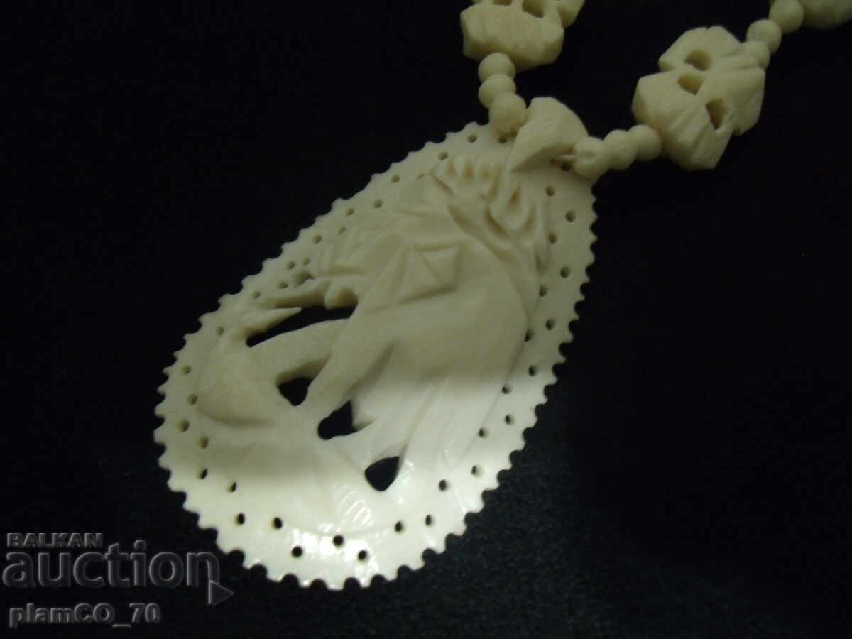 Auction  No.*7923 old jewelry / necklace / necklace