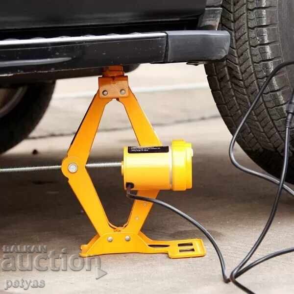 Electric car jack 3 tons with wrench – 12V with price 180.00 BGN | € 92.03