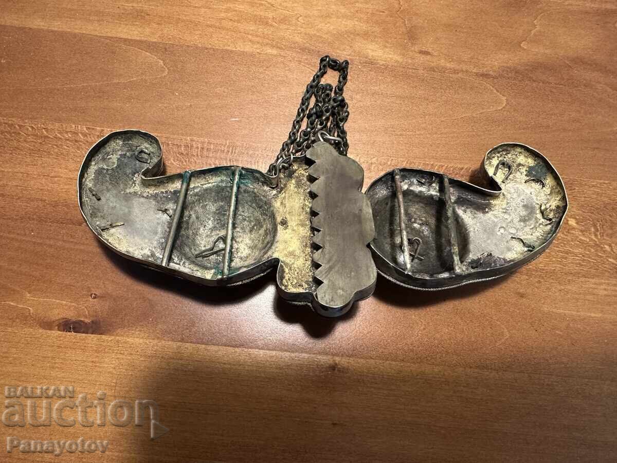 Delivery of SILVER PINS GOLD-PLATED FILIGRAMED AEGEAN AND VARDAR POPPY Delivery of SILVER PINS GOLD-PLATED FILIGRAMED AEGEAN AND VARDAR POPPY