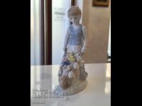 Rare porcelain figure / BZC!