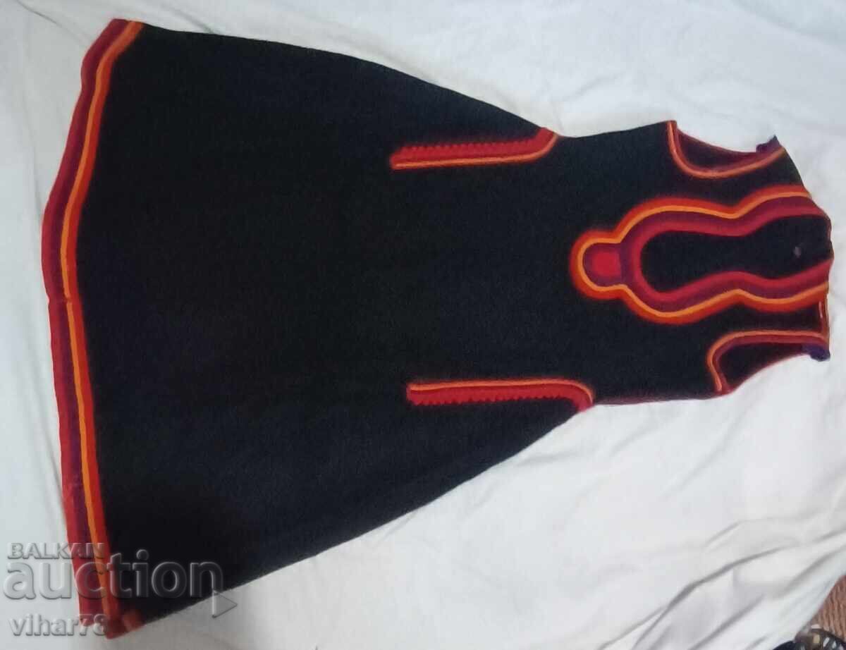 Auction  Old costume, sukman