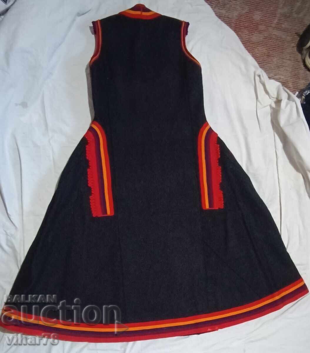 Delivery of Old costume, sukman Delivery of Old costume, sukman