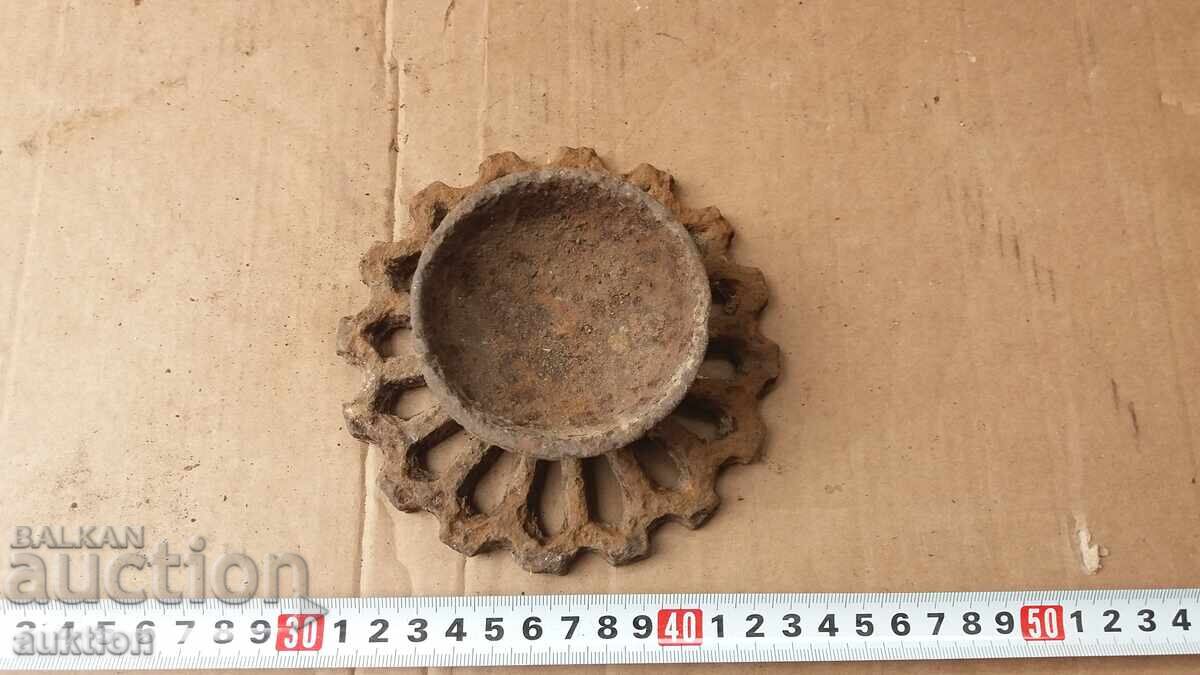 MASSIVE CANDLEHOLDER with price 6.99 BGN | € 3.57 MASSIVE CANDLEHOLDER with price 6.99 BGN | € 3.57