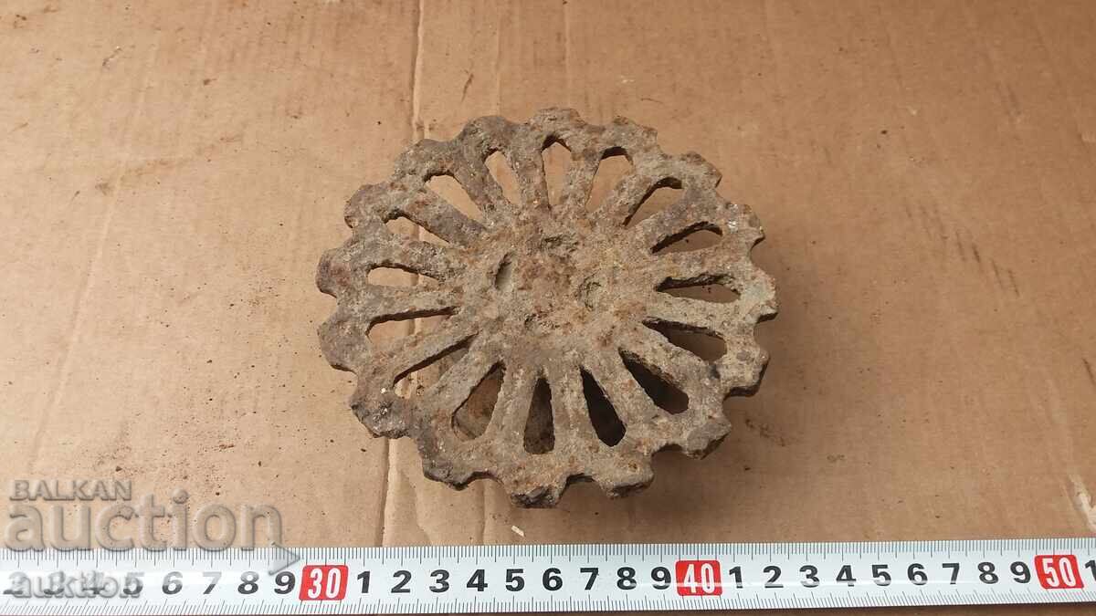 MASSIVE CANDLEHOLDER - 5 MASSIVE CANDLEHOLDER - 5