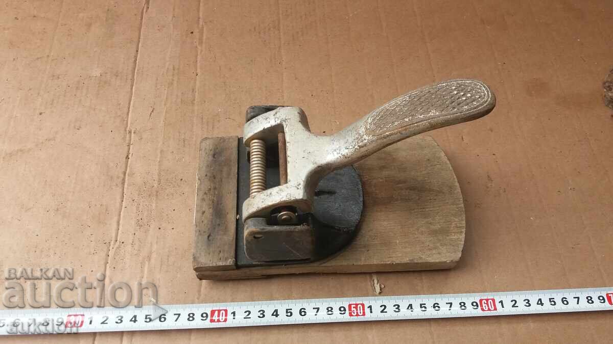 MASSIVE SOC. PERFORATOR EXCELLENT - 6