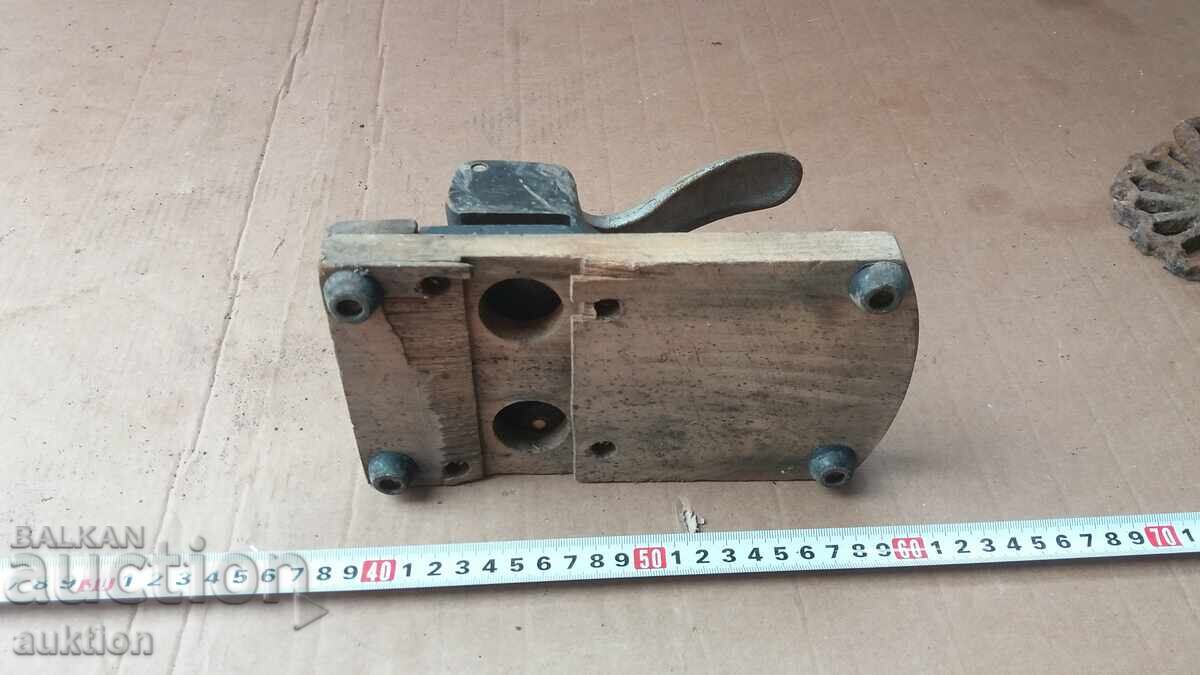 MASSIVE SOC. PERFORATOR EXCELLENT - 7