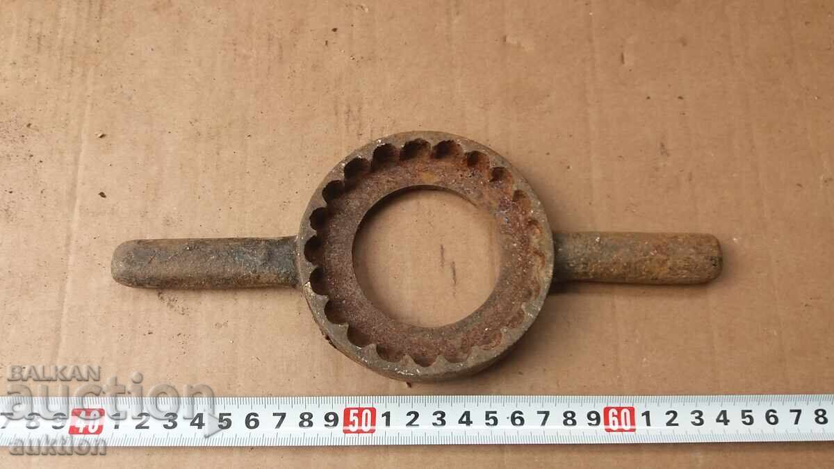 SOC. MASSIVE JAR CLOSER - 5 SOC. MASSIVE JAR CLOSER - 5