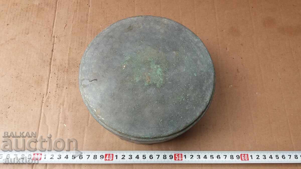 EXCELLENT FORGED CHRISTMAS DREAM, BOWL, TRAY WITH ORNAMENTS - 5 EXCELLENT FORGED CHRISTMAS DREAM, BOWL, TRAY WITH ORNAMENTS - 5