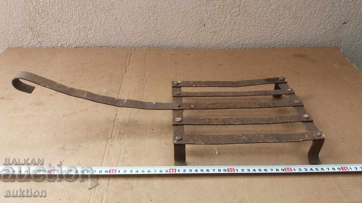 Auction FORGED RENAISSANCE GRILL FOR GRILLING ON EMERALD Auction FORGED RENAISSANCE GRILL FOR GRILLING ON EMERALD