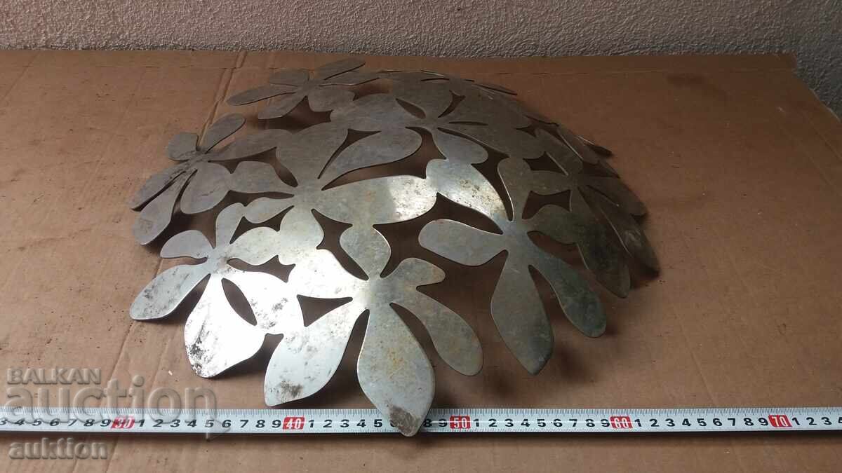 SOLID IRON FRUIT BOWL, TRAY - 6 SOLID IRON FRUIT BOWL, TRAY - 6