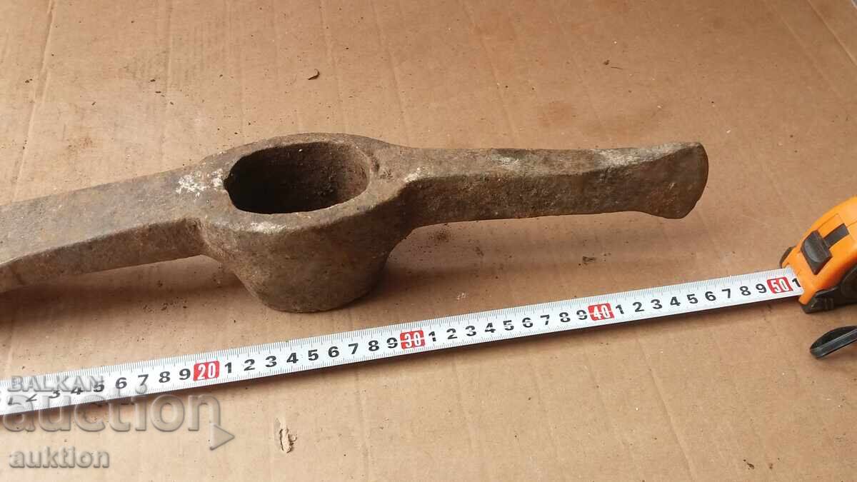 PICK - AXE - MILITARY - 5 PICK - AXE - MILITARY - 5