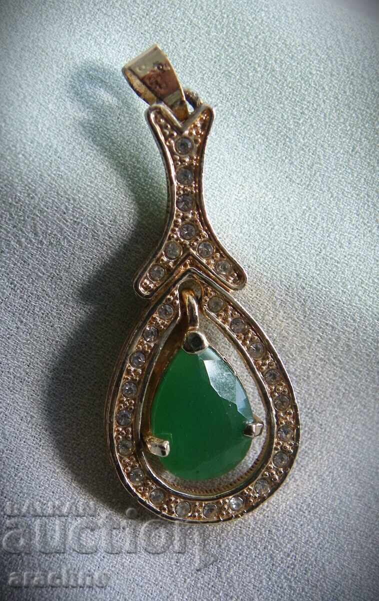 Позлатен сребърен медальон с нефрит,Тайланд