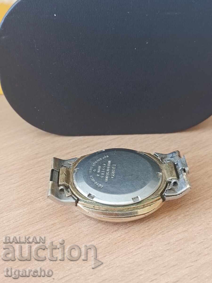 Delivery of Seiko 5 watch Delivery of Seiko 5 watch