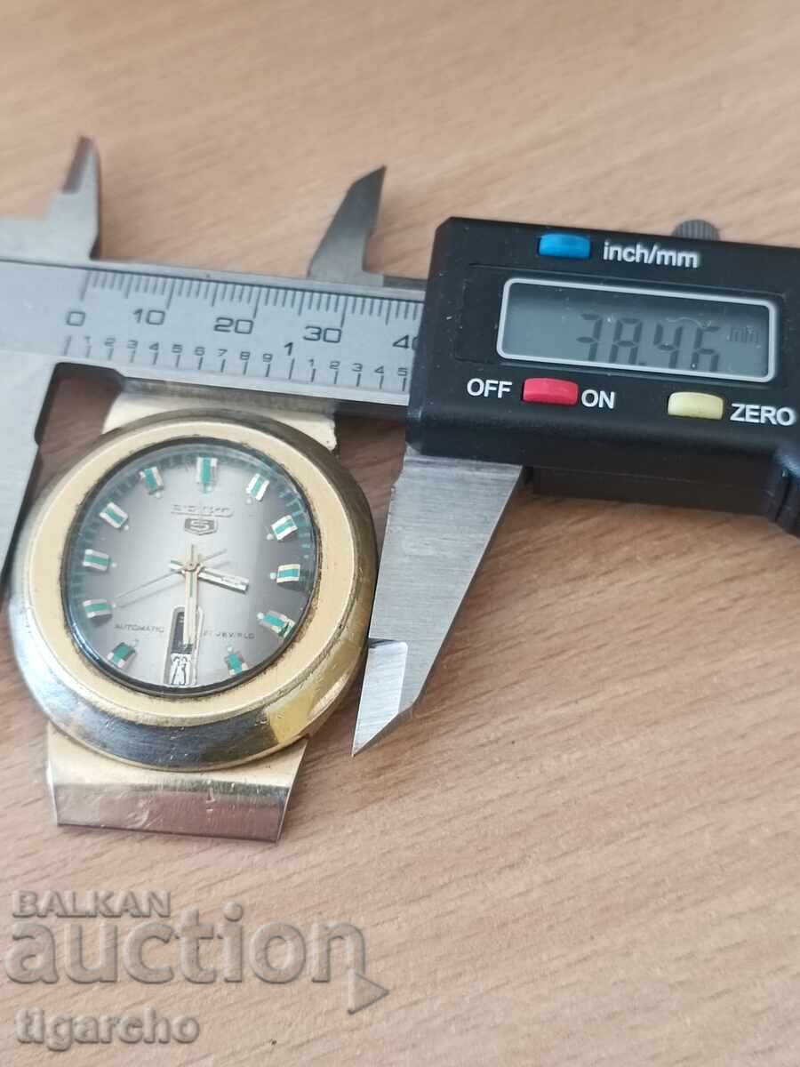 Seiko 5 watch - 6 Seiko 5 watch - 6