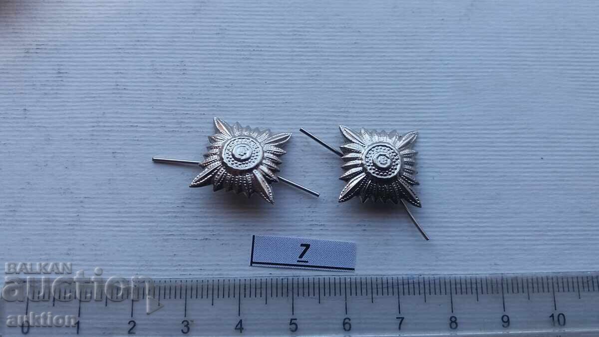 Аукцион звезди фицерски пагони подполковник от БА униформа Аукцион звезди фицерски пагони подполковник от БА униформа