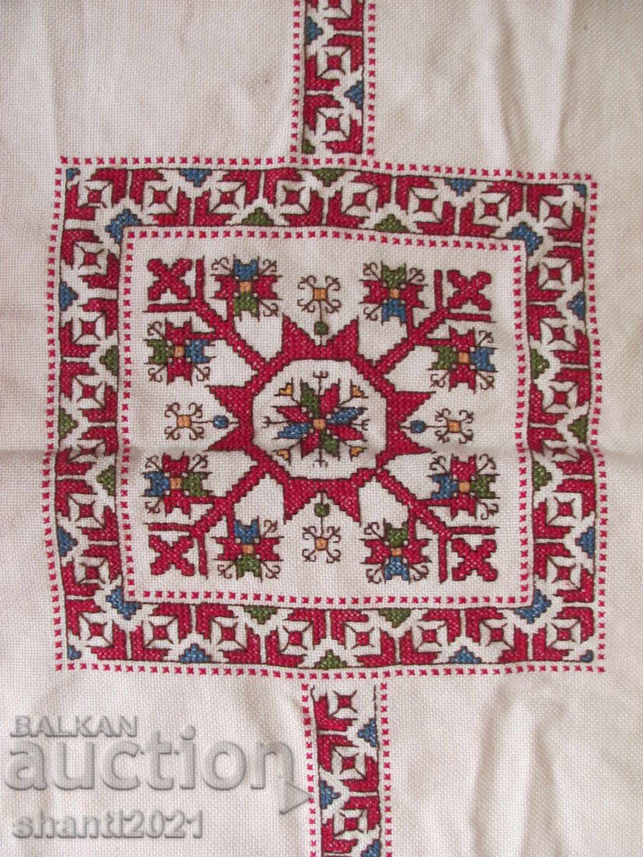 Delivery of Large hand-sewn Panama tablecloth, cotton threads Delivery of Large hand-sewn Panama tablecloth, cotton threads