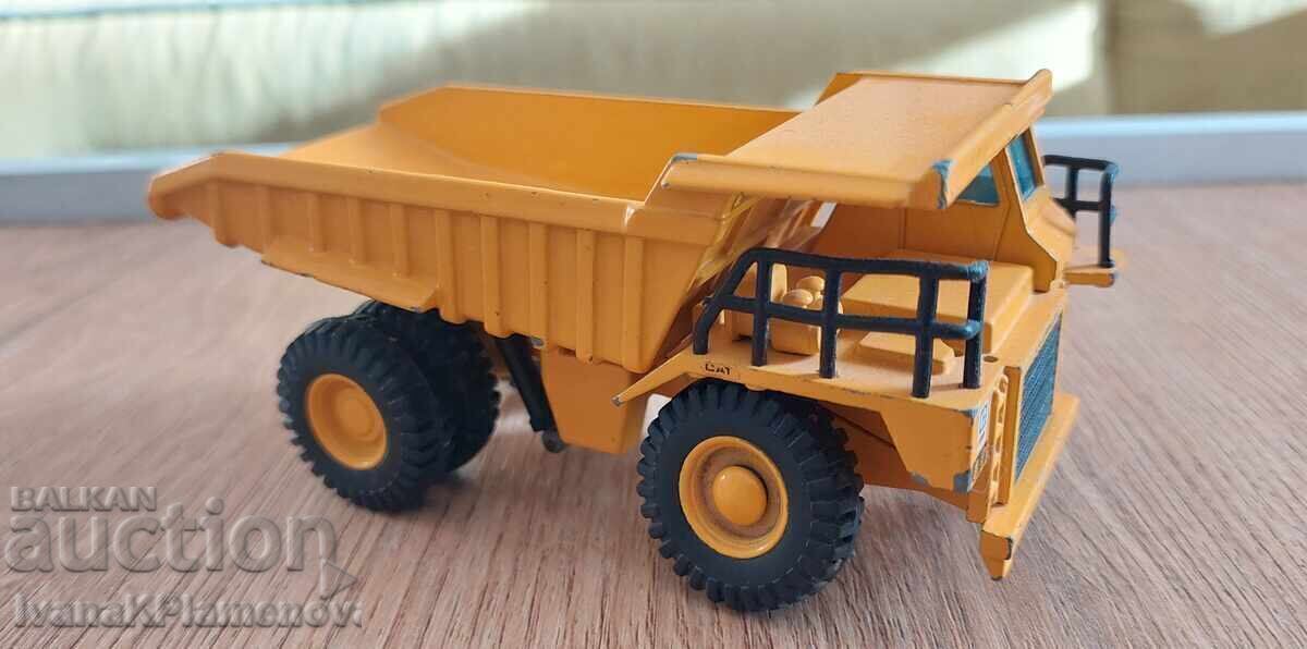 Cărucior metalic pentru colecționari cu preț € 18.00 | 35.21 BGN
