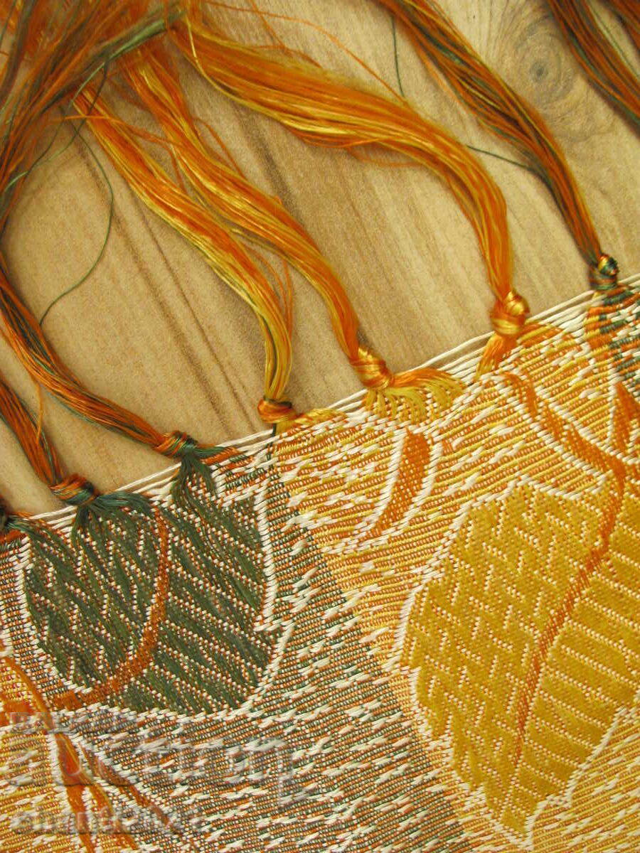 Δημοπρασία Τραπεζομάντηλο Νέο Μεγάλο, μεταξωτό, 227x150cm Δημοπρασία Τραπεζομάντηλο Νέο Μεγάλο, μεταξωτό, 227x150cm