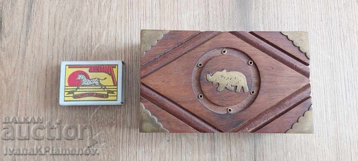 Wooden box with brass fittings for connoisseurs, excellent - 5 Wooden box with brass fittings for connoisseurs, excellent - 5