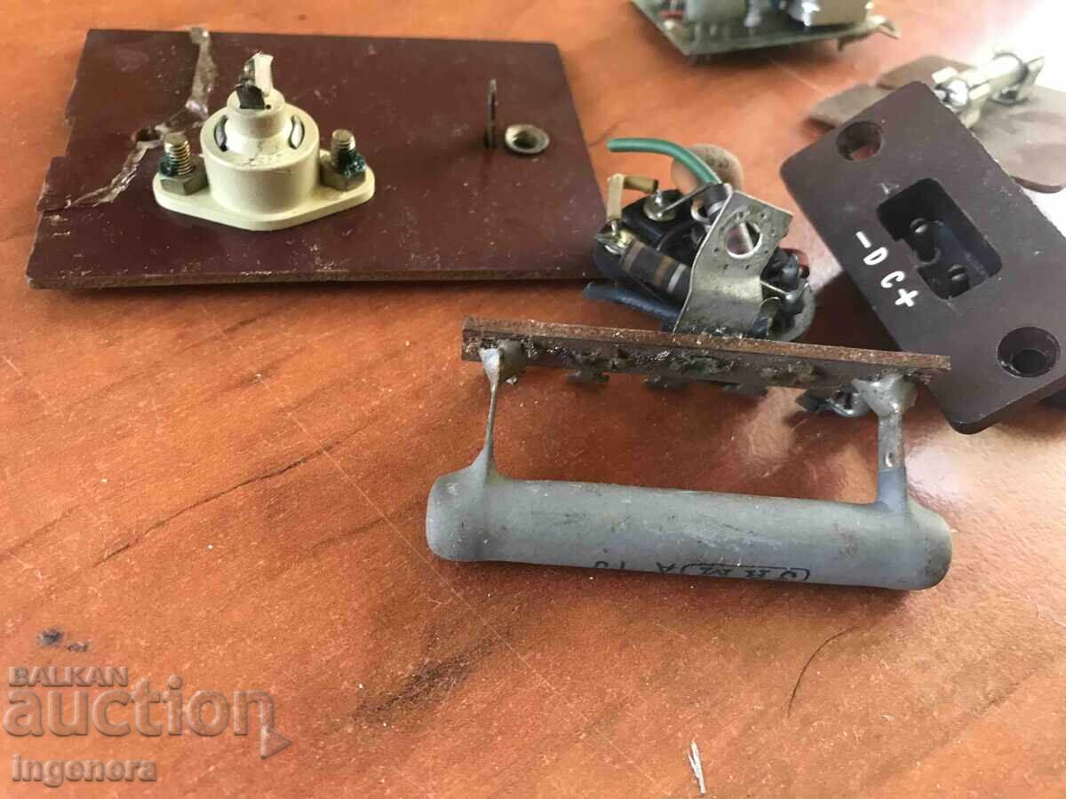 ELECTRONIC SCRAP BOARD BOARDS ELEMENTS - 5 ELECTRONIC SCRAP BOARD BOARDS ELEMENTS - 5